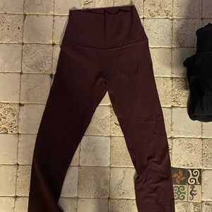 Wunder unders. Super thin and soft. High rise.